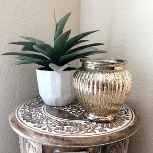 🏺 Beautiful Gold Mercury Vase